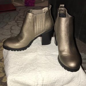 Never worn! Metallic booties, Sam & Libby - size 9